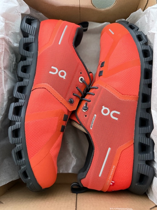 On Running Shoes - On Running Women’s Cloud 5 Warerproof Red Running Shoes S 8